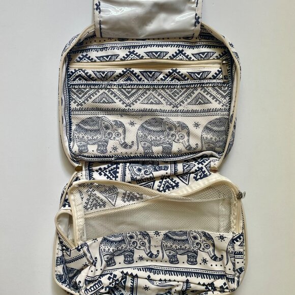 Travel Toiletry Hanging Bag with Mesh - Picture 6 of 10